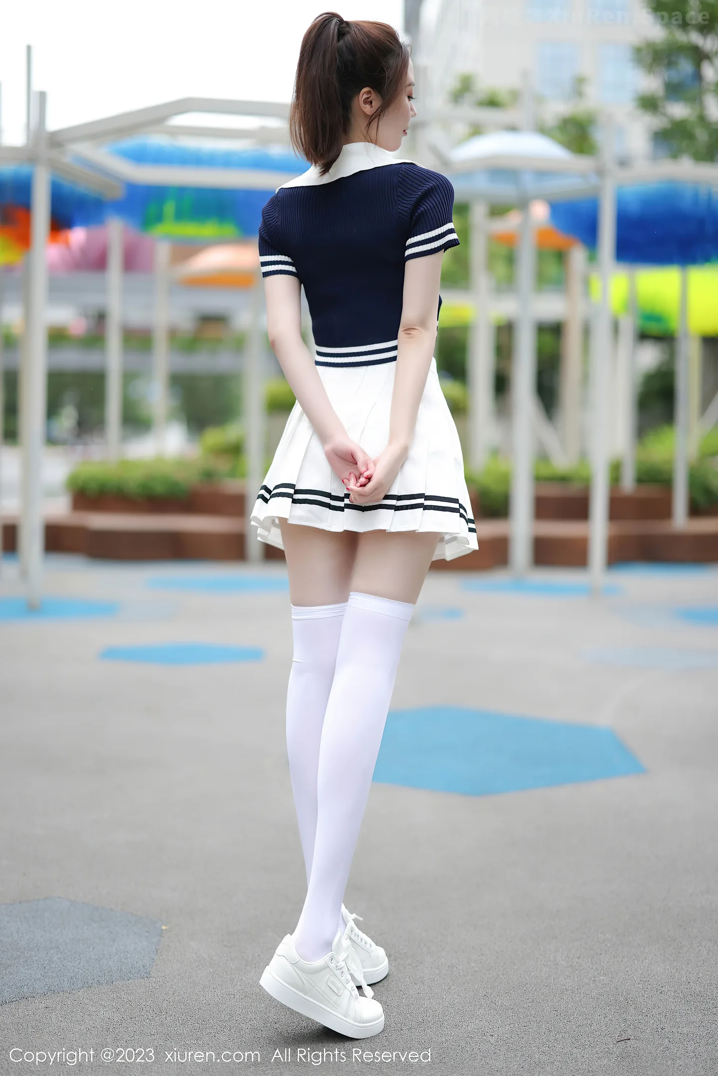 图片[4]-[XiuRen秀人网]VOL.7416 模特梦心玥性感运动服饰穿搭粉色蕾丝内衣配白丝袜迷人诱惑写真81P-秀人网官方网站